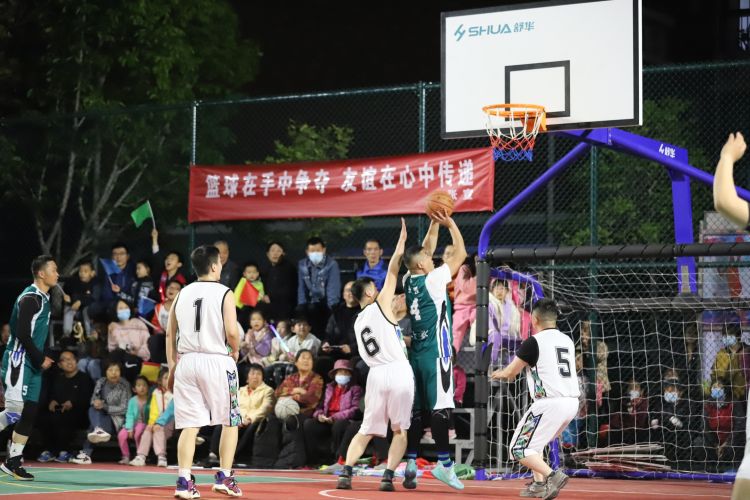 进攻端